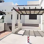 Chalet Con Piscina Y Bbq En La Playa